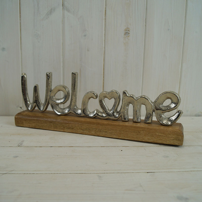 Metal Welcome on Wooden Base detail page
